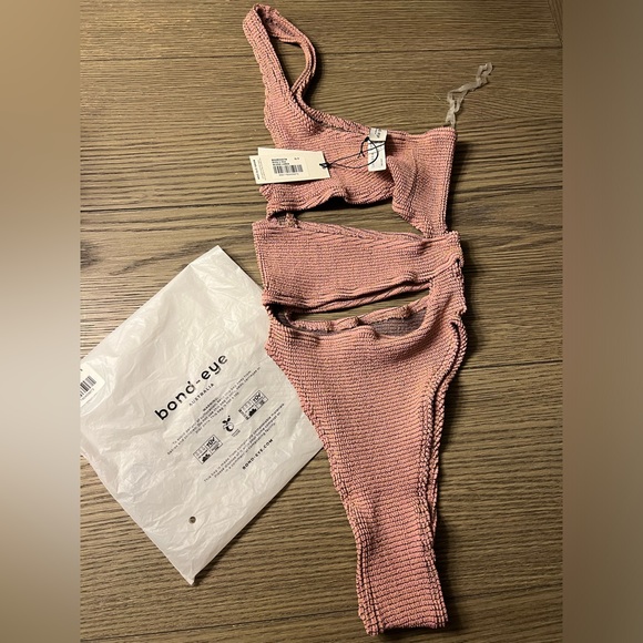 Bond-Eye Rico One-Piece Swimsuit in Blush Lurex OS NWT - Picture 7 of 7